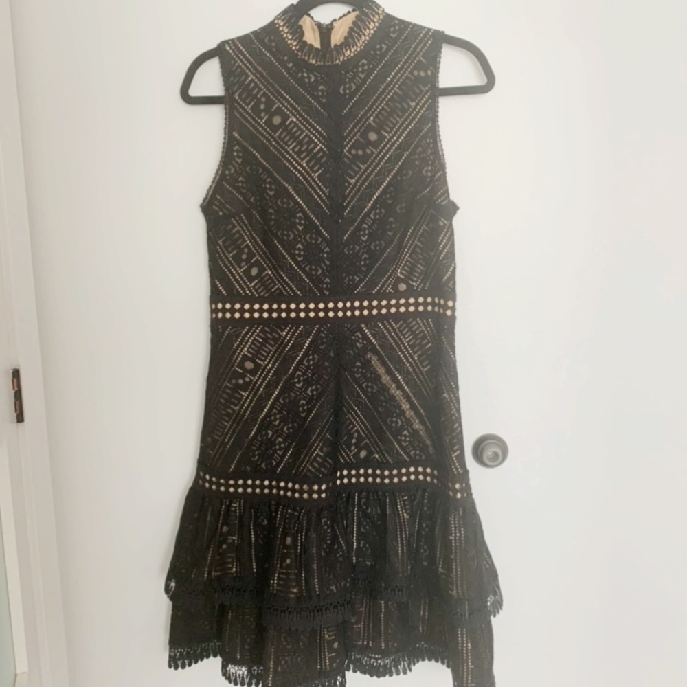 NWT Hailee c Lace mini tiered dress ruffled - Picture 3 of 4